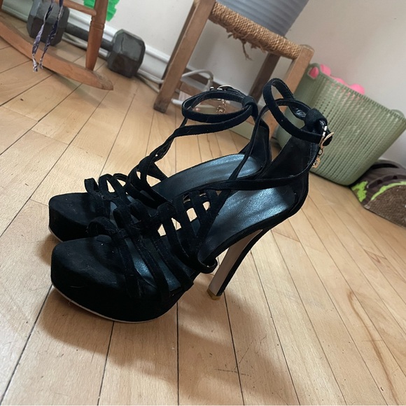 Black strappy stiletto’s - Picture 4 of 4